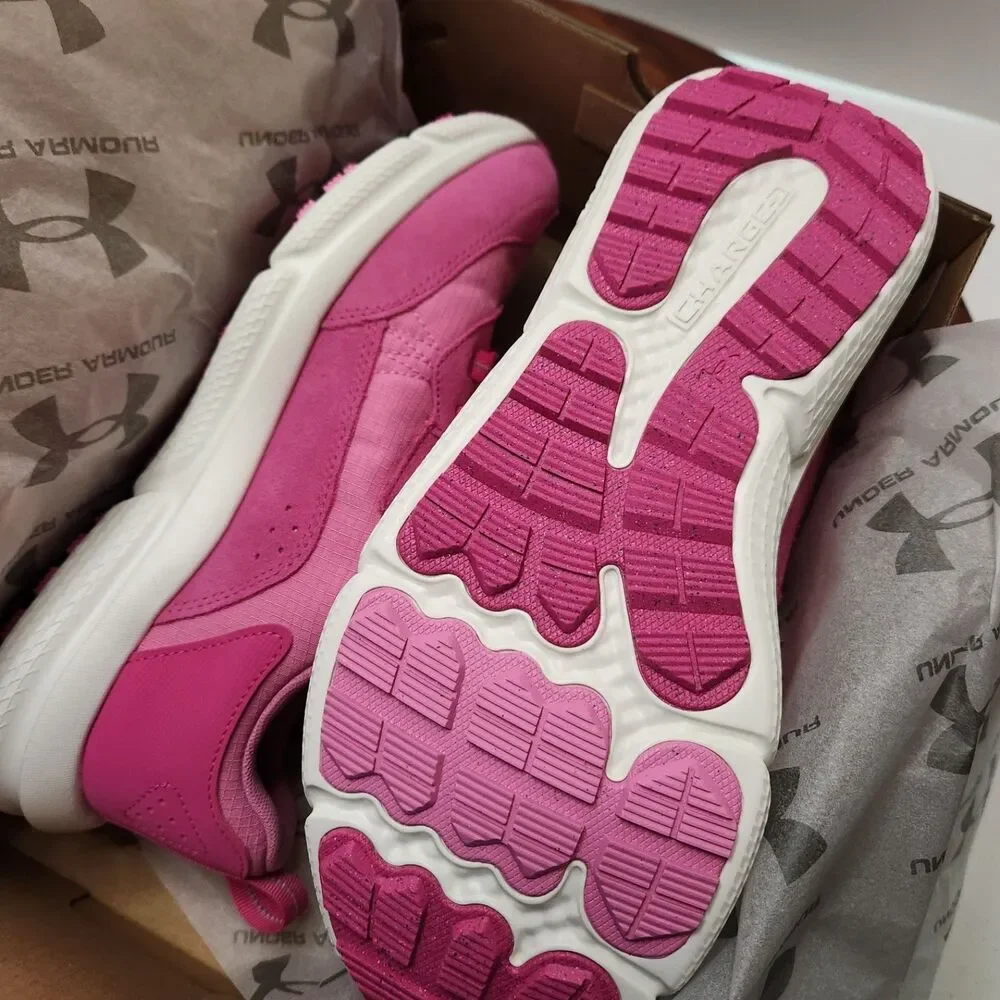 Under Armour Charged Verssert 2 Running Shoes Women’s 9 Pink NIB